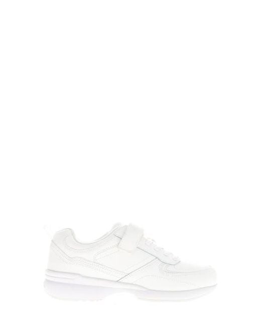Propet White Lifewalker Flex Sneaker