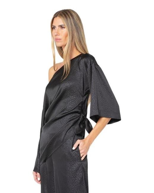 JBQ Black Cataleya Top