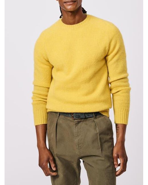 aubi Yellow Prestwick Shetland Crew Neck Sweater for men