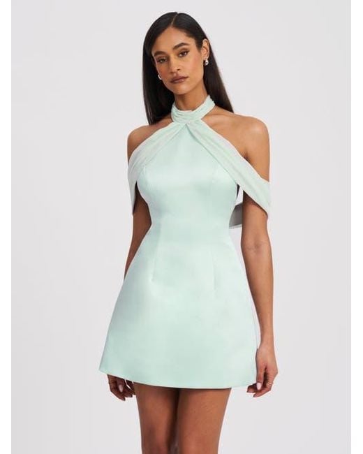 Miss Circle White Zafrina Halter Off-Shoulder Backless Mini Dress