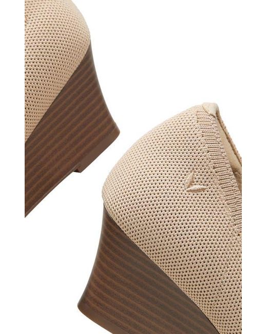 VIVAIA Natural Pointed-Toe Wedge