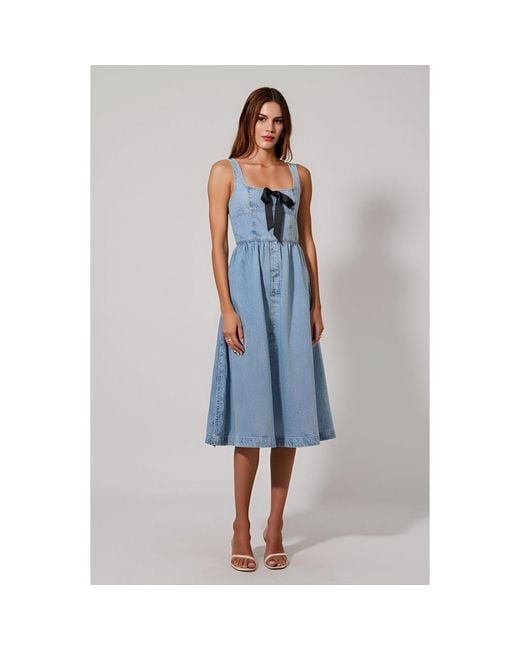 modenaire denim dress Sleeveless Denim Midi Dress with V Neckline Zip Front Closure Smocked Modenaire