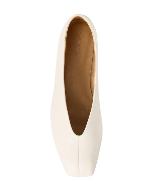 Tony Bianco White Brash Flat