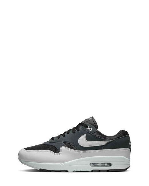 Nike Black Air Max 1 Essential Sneaker for men