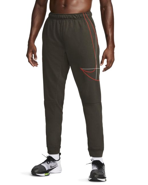 nike dri fit tapered fleece