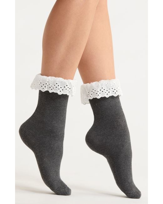Casa Clara Black Tabitha Ruffle Ankle Socks