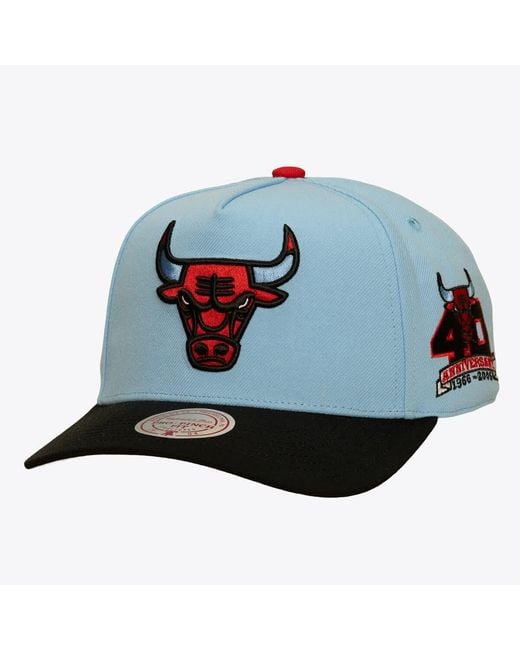 Mitchell & Ness Blue Chicago Bulls for men