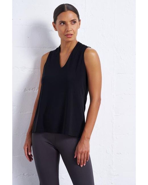 Franne Golde Blue Luxe Stretch V-Neck Sleeveless Shell