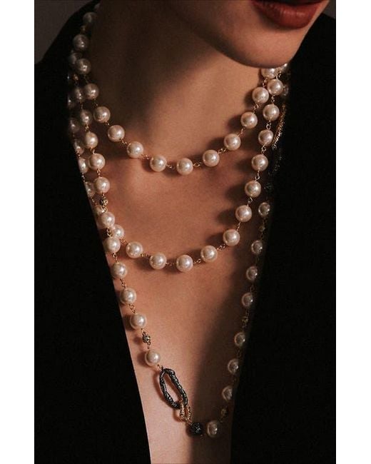 Retro Chic White Leopard Necklace