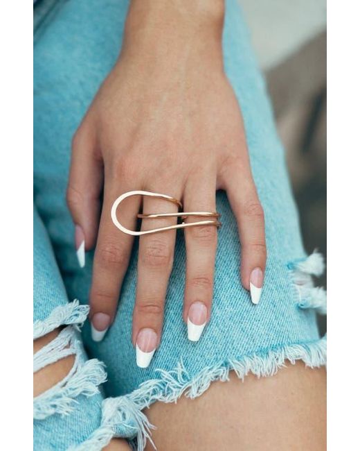 ALBISIA Metallic Spring Ring