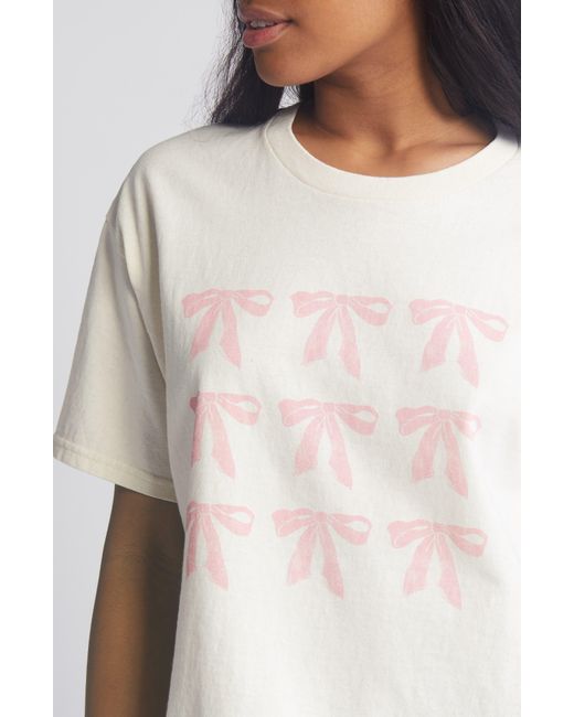 THE VINYL ICONS White Pink Ribbon Graphic T-shirt