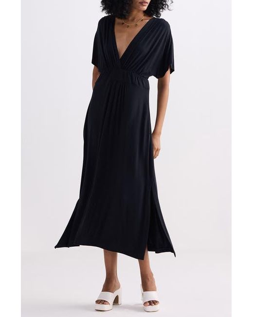 REISTOR Black Flowy A-Line Maxi Dress With Side Slits