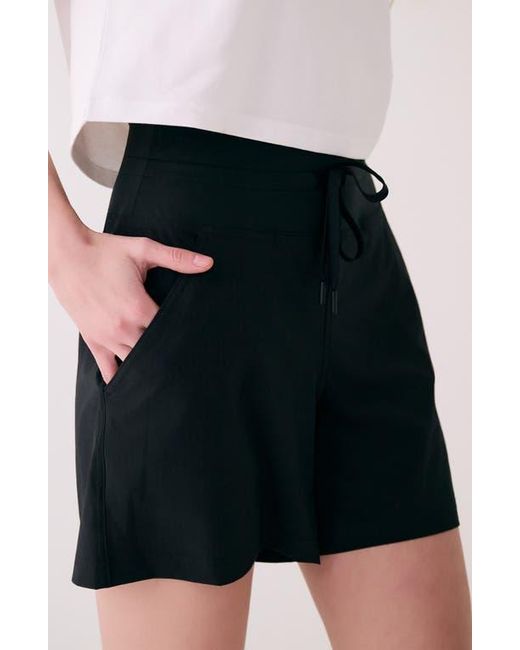 Lolë Black Sofia Shorts