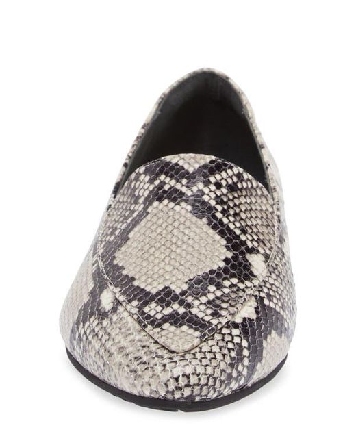 Chocolat Blu Gray Pointed Toe Embossed Leather Loafers