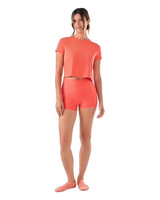 Tavi Red Cloud Hot Short