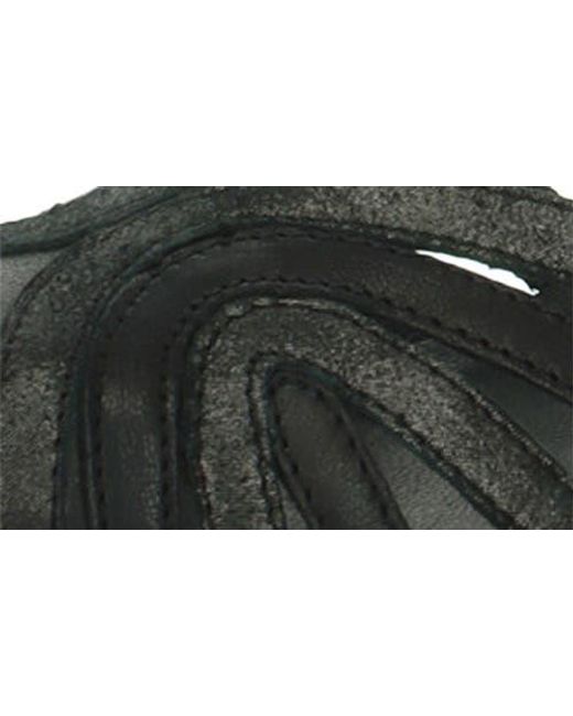 Think! Black Aida Pump