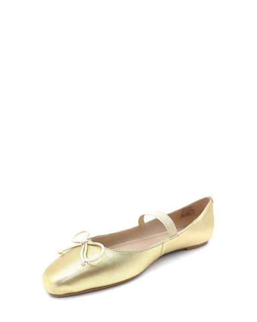 Kenneth Cole White Myra Mary Jane Flat
