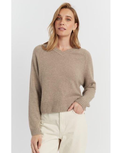 Chinti Parker Women's Natural Pure Cashmere V-Neck Sweater