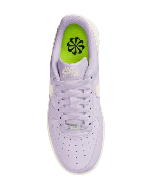 Nike White Air Force 1 '07 Se Sneaker