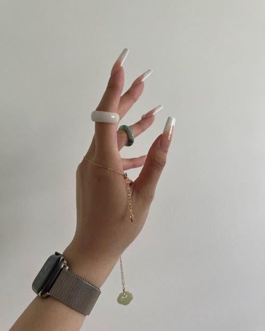 seree White Translucent Quartzite Tee Ring
