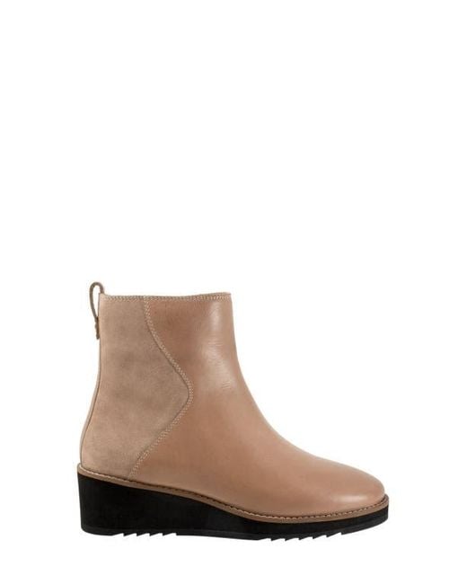 Trotters Brown Wynona Platform Wedge Bootie