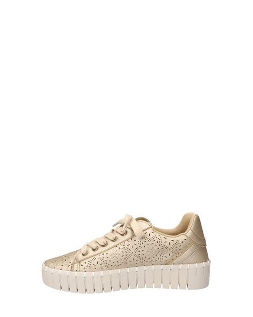 Easy Street Natural Retta Platform Sneaker