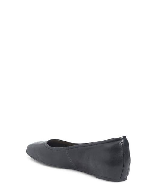 Söfft Blue Poppy Square Toe Flat