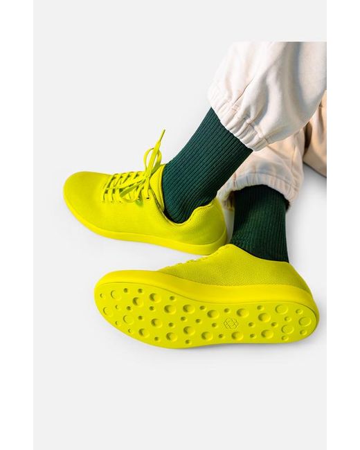 Atom Yellow Model 000 Sneakers