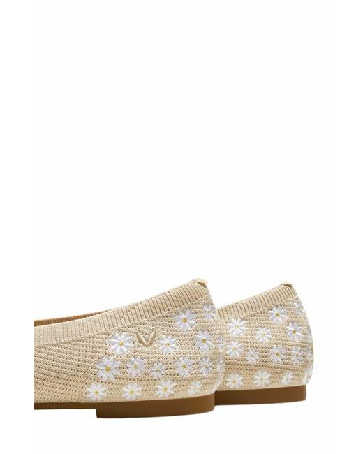 VIVAIA White Round-Toe Flats