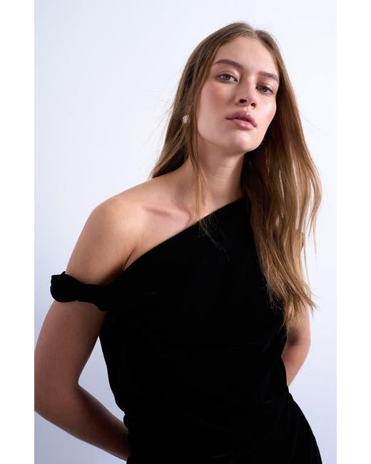 TOPSHOP Black Twist One-Shoulder Velvet Top