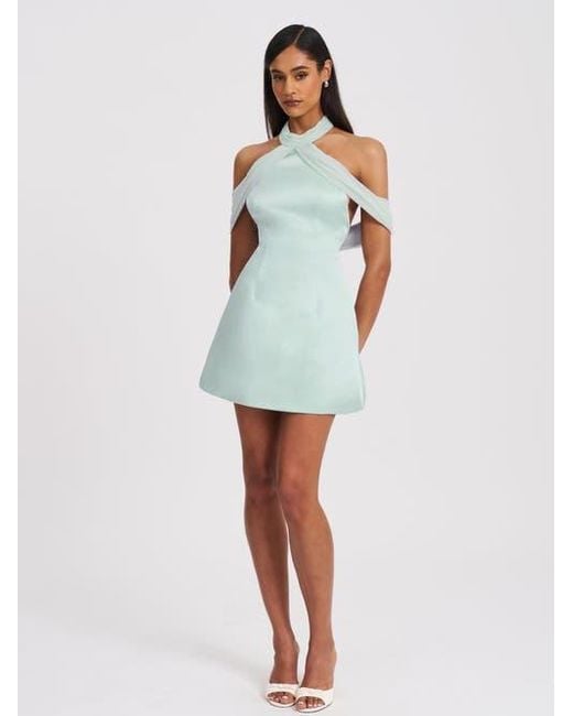 Miss Circle White Zafrina Halter Off-Shoulder Backless Mini Dress