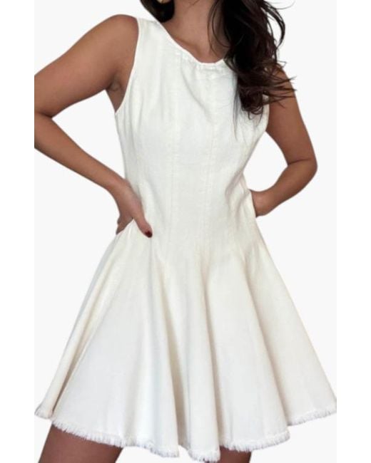 Modenaire White Sleeveless Fit And Flare Dress With Raw Edge Hem And Seam Detailing
