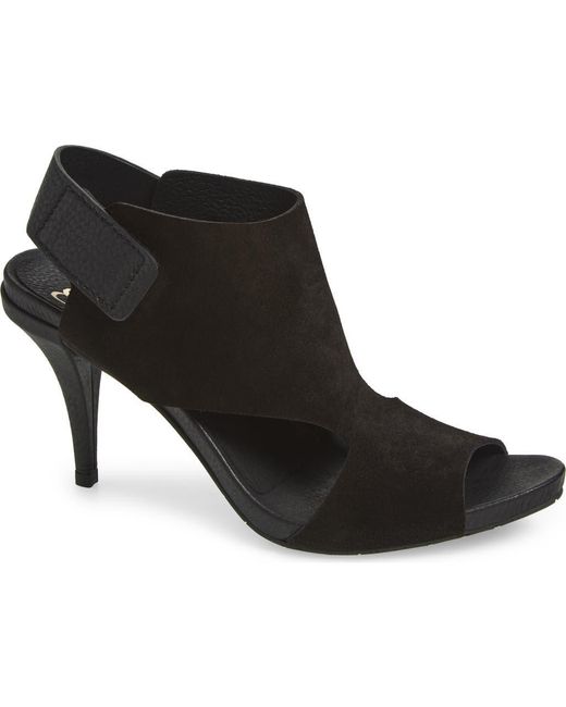 Pedro Garcia Black Yimina Sandal