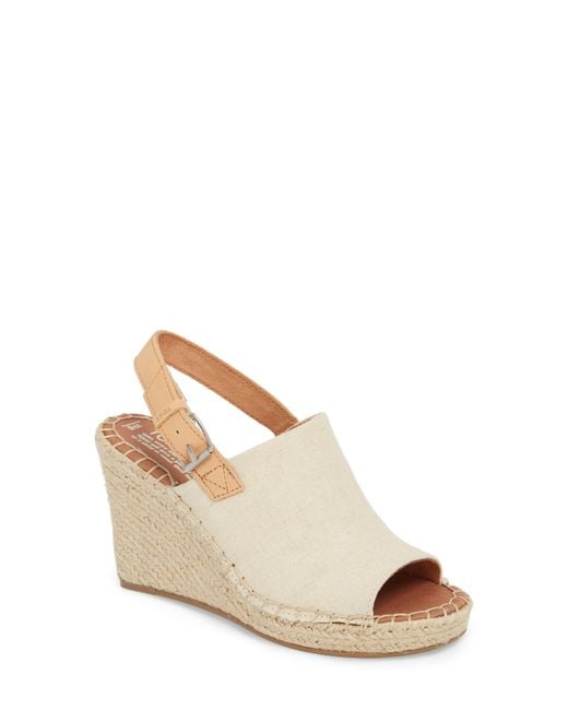 tom's monica wedge