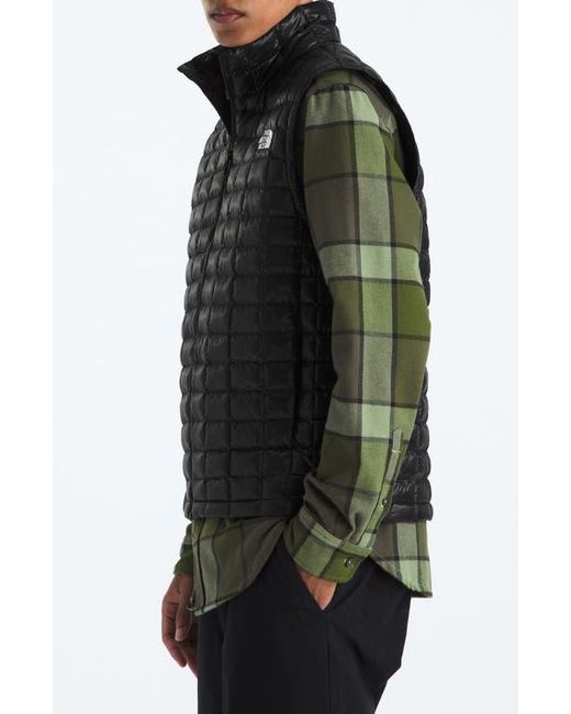 The North Face Black Thermoball Windproof Water Repellent Packable Quilted Vest for men