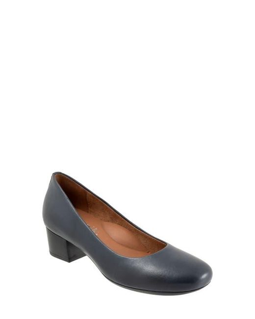 Softwalk® Blue Lynn Pump
