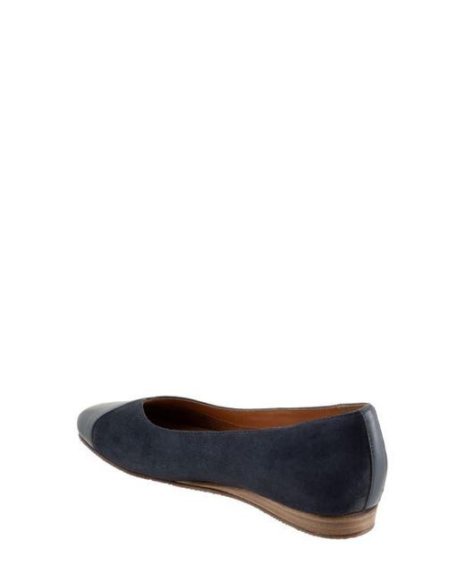 Softwalk® Blue Vina Flat