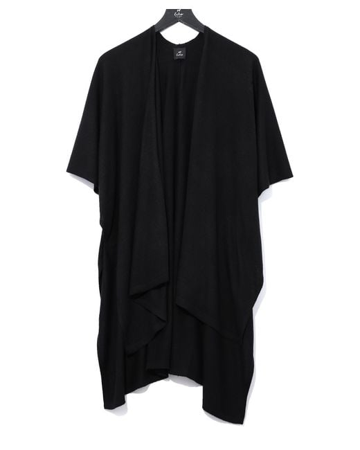 Echo Black Essentials Ruana