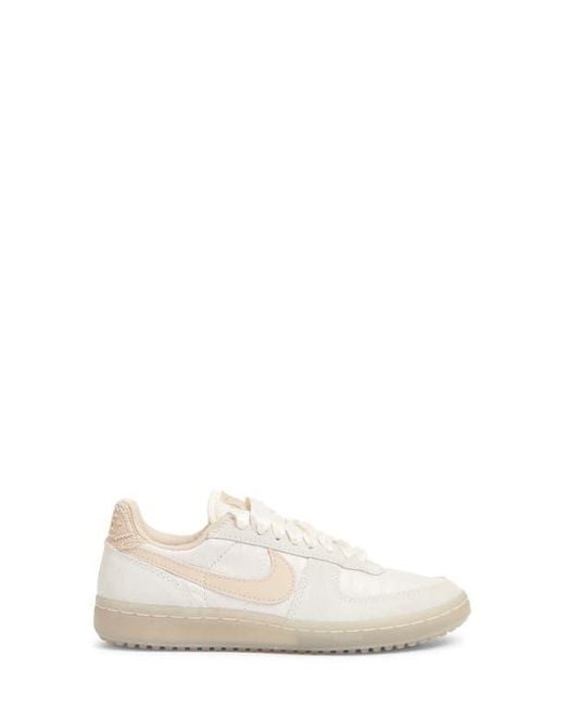 Nike White Field General Se Sneaker