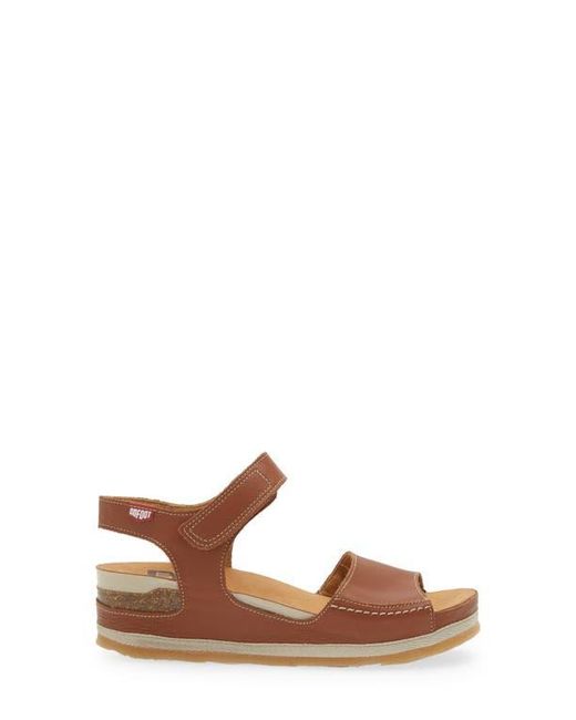 On Foot Brown Platform Sandal