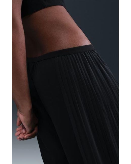 Nike Black Pleated Wide Leg Pants