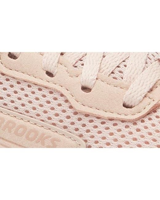 Brooks Pink Ghost Max Se Sneaker