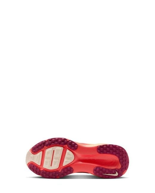Nike Red Vomero 18 Se Running Shoe