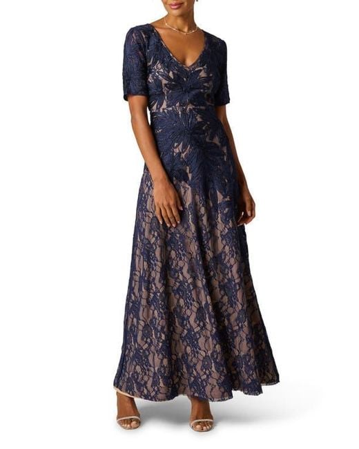 adrianna papell lace dress nordstrom Adrianna Papell Plus Size Lace-Print Sheath Dress - Ivory/Black
