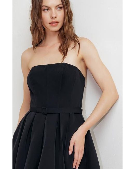 FREEMARKET Blue Belted Strapless Midi Dress
