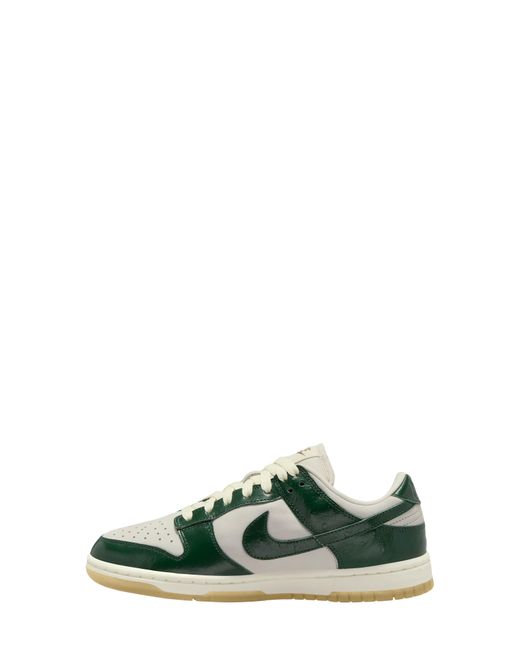 Nike Green Dunk Low Lx Sneaker