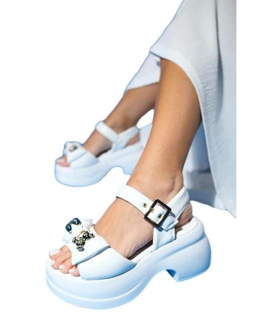 Prologue Shoes White Merida Buckle Platform Sandal
