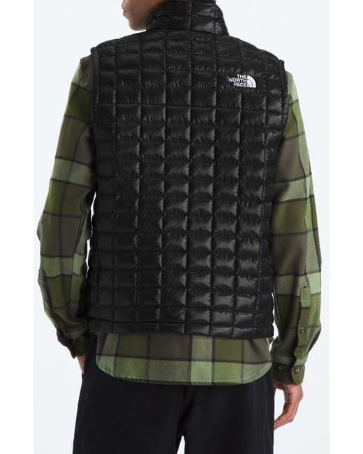 The North Face Black Thermoball Windproof Water Repellent Packable Quilted Vest for men