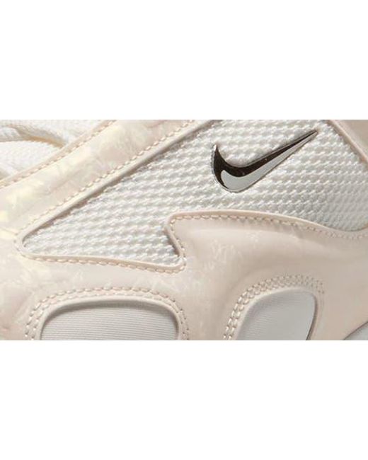 Nike White Air Max Muse Se Sneaker