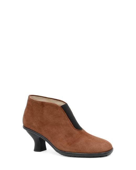 Amalfi by Rangoni Brown Beverly Bootie